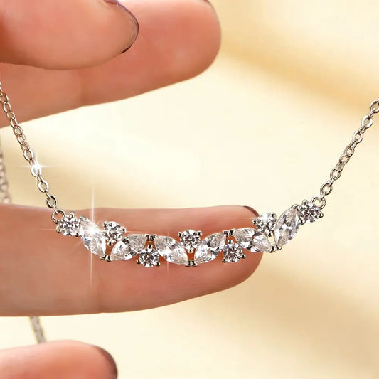 Naszyjnik Stella Constellation – Kaskada Kryształów o Szlifie Marquise 14K Stella Mer