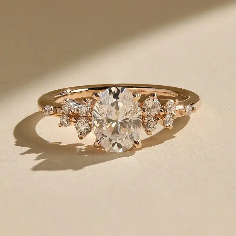 Pierścionek Stella Celeste – Owalny Blask Moissanite 18K Stella Mer